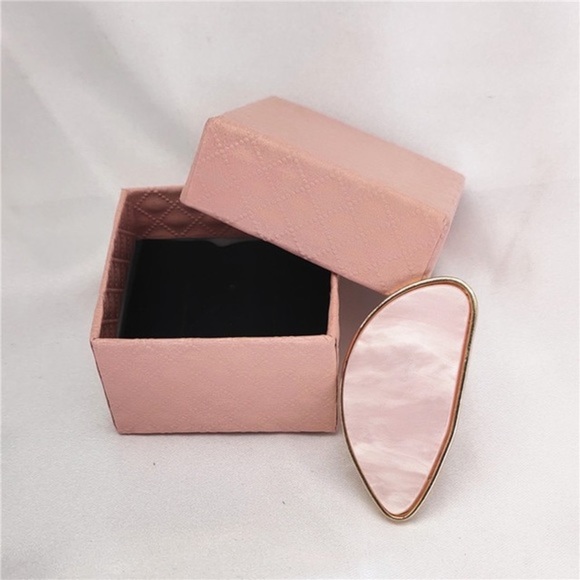 New Pink or White Bohemian Adjustable Ring​ - Picture 5 of 8